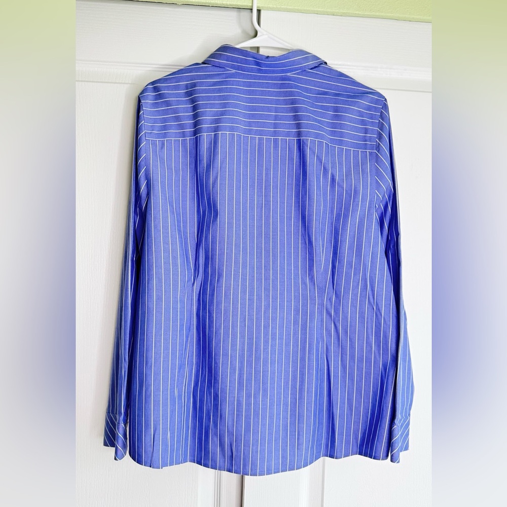 Chico’s Shirts No Iron All Season Coolmax Striped Blue White cotton Size 2 New - Picture 8 of 12